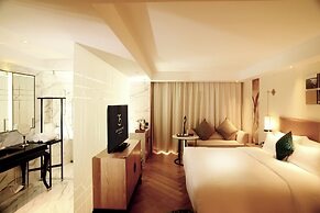 LN Hotel Five