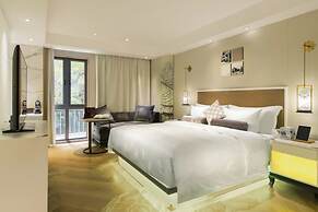 LN Hotel Five