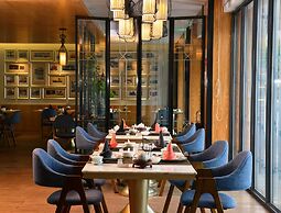 LN Hotel Five