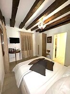 B&B Fortuny