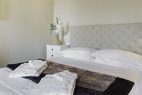 Accademia Charm Apartments by Wonderful Italy
