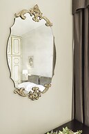 Accademia Charm Apartments by Wonderful Italy