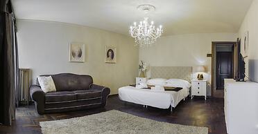 Accademia Charm Apartments by Wonderful Italy