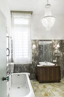 Accademia Charm Apartments by Wonderful Italy