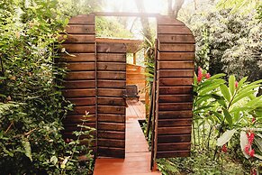 Bambuda Lodge - Hostel