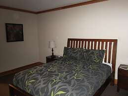 The Lodge at Skeena Landing
