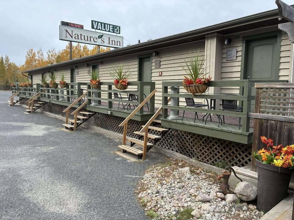 Nature's Inn Kenora