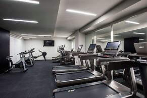 LondonHouse Chicago, Curio Collection by Hilton