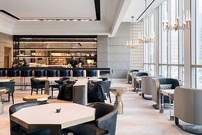 LondonHouse Chicago, Curio Collection by Hilton