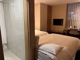 Acube Hotel