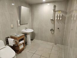 Acube Hotel
