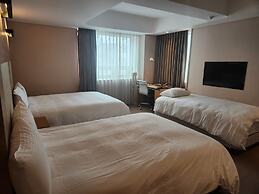 Acube Hotel