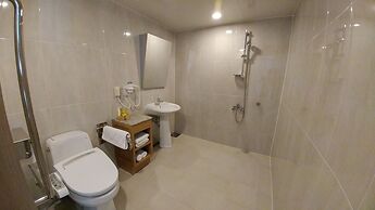 Acube Hotel