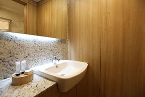 Acube Hotel