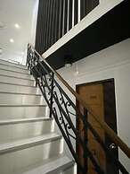 BB House Budget & Boutique