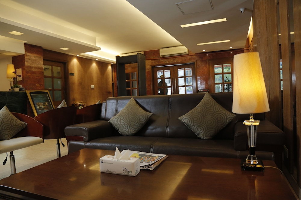 Hotel Swiss Garden