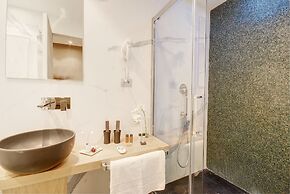 Sun Suite Luxury Pantheon