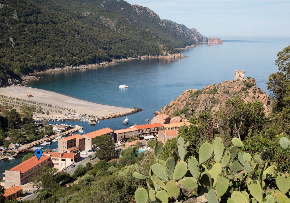 Résidence Hotelière Capu Seninu