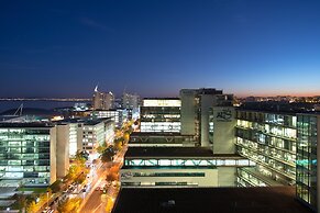 Panoramic Living