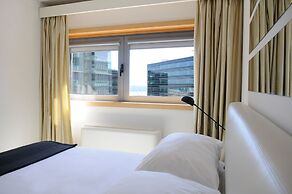 Panoramic Living