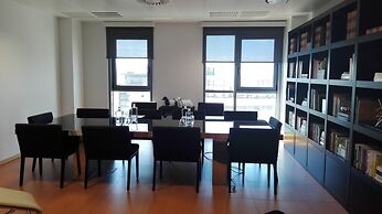 Panoramic Living