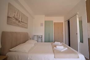 Apartments & Rooms Petra