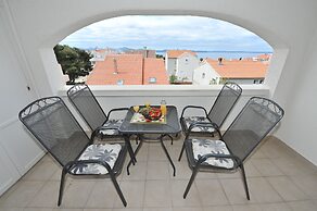 Apartments & Rooms Petra