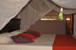 Mango Island Lodges