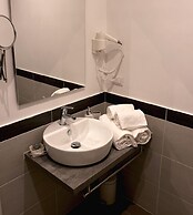 Le Coq Suites