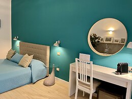 Le Coq Suites