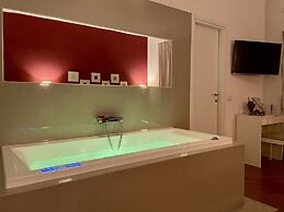 Le Coq Suites