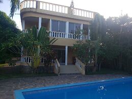 4 Bedroom Villa, private pool, security, ocean view