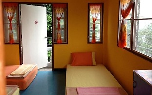 Just Chill Inn - Hostel