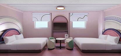 CVS Bay Hotel