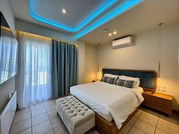 Panorama Suites & Spa