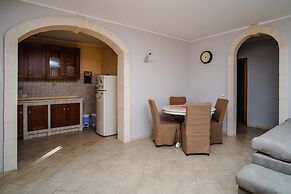 Holiday Gli Archi