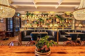 The Ashe Hotel