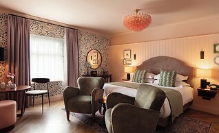The Ashe Hotel
