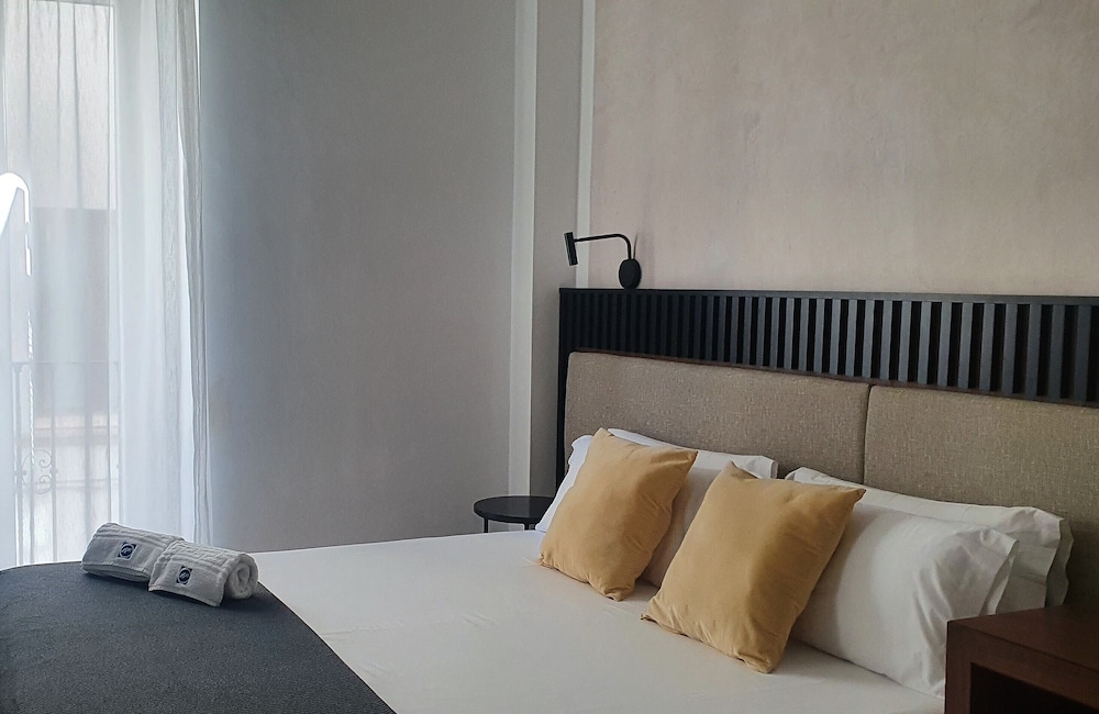 ISA SEVILLA Suites