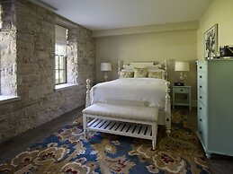 The Barracks Inn