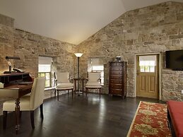 The Barracks Inn