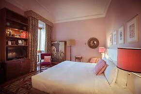 AdAstra Suites
