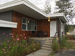 Pinewood Inn