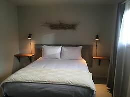 Pinewood Inn