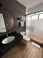 Habitat Hotel