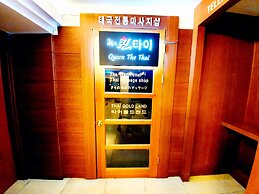 Uneed Hotel