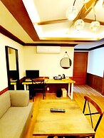 Uneed Hotel