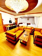 Uneed Hotel
