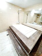 Uneed Hotel