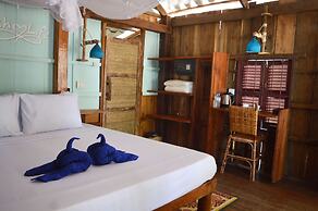 Palm Beach Bungalow Resort